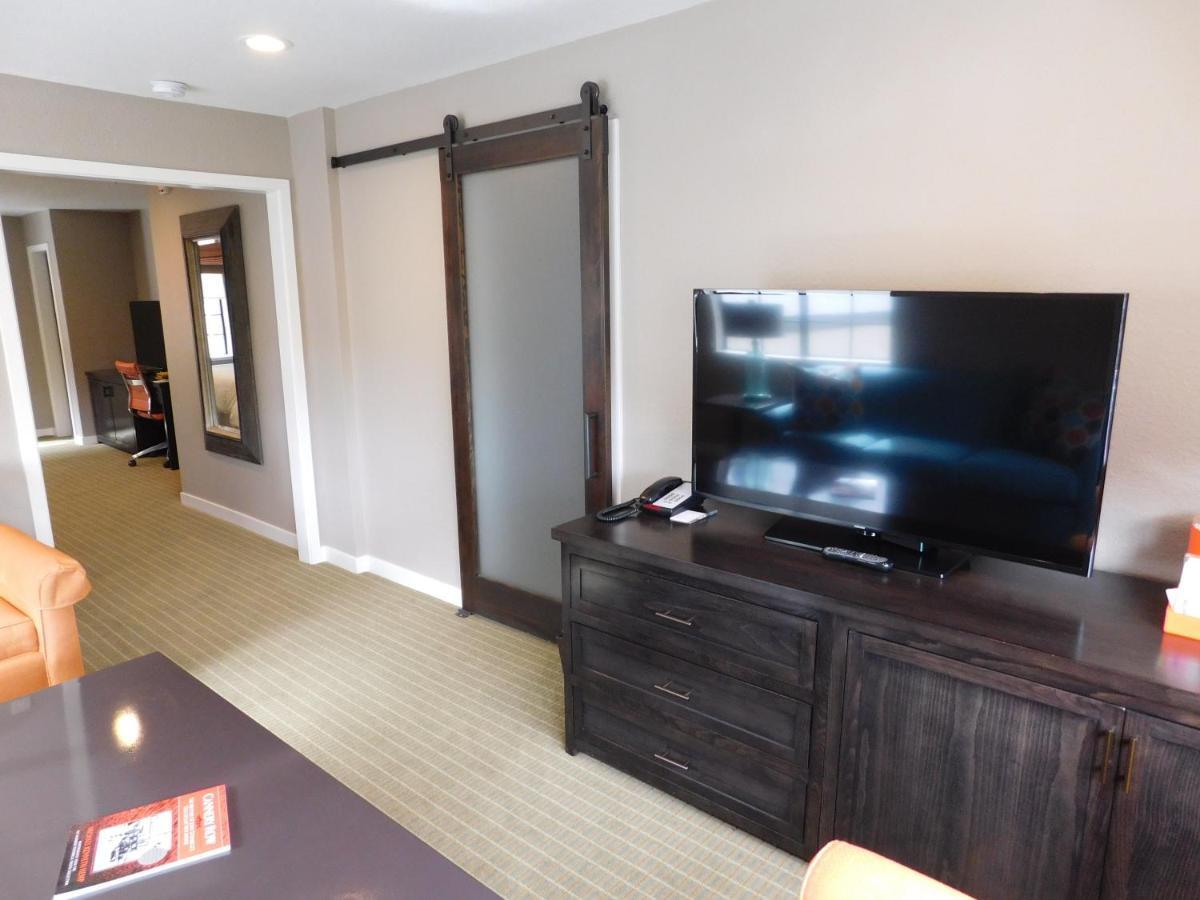 Wave Street Inn Monterey Phòng bức ảnh