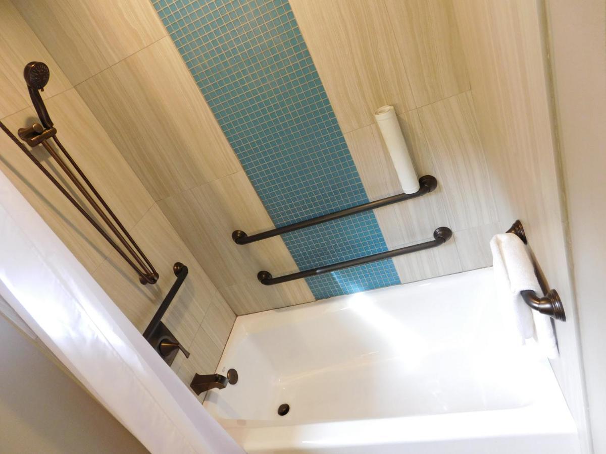 Wave Street Inn Monterey Ngoại thất bức ảnh