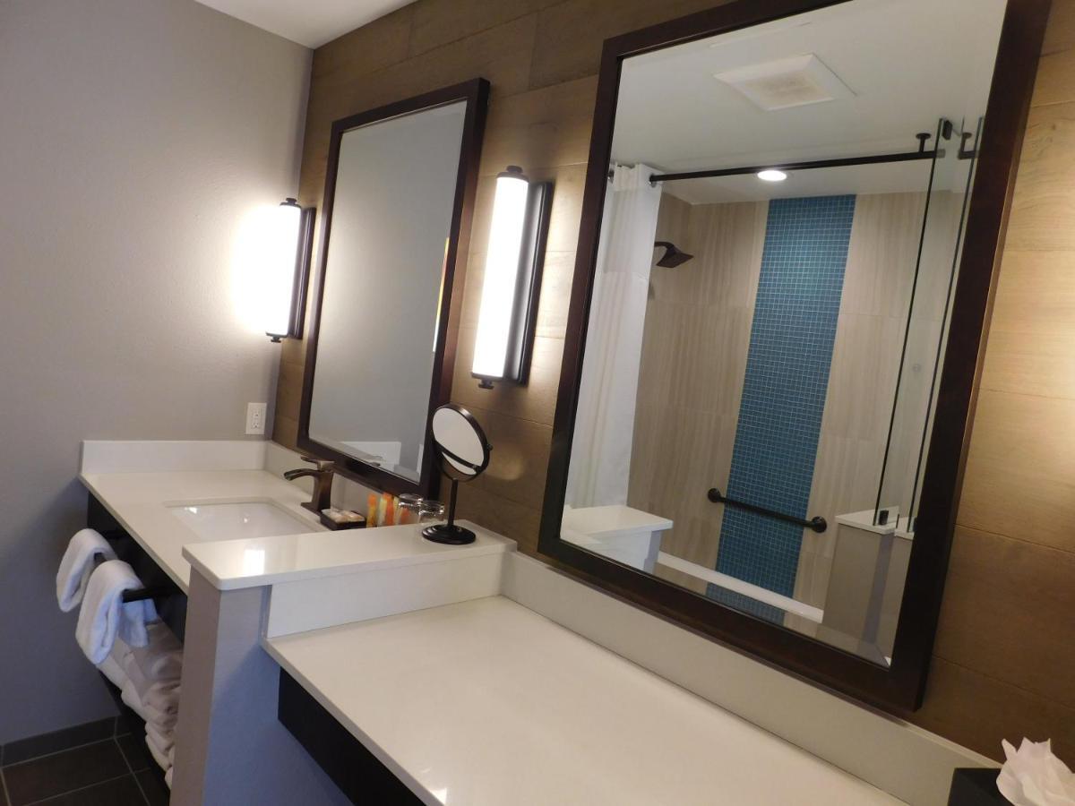 Wave Street Inn Monterey Ngoại thất bức ảnh